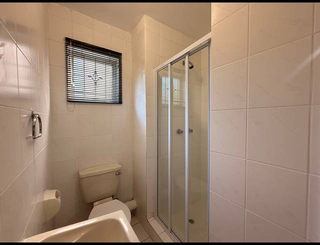 2 BEDROOM APARTMENT FOR SALE IN MALVERN